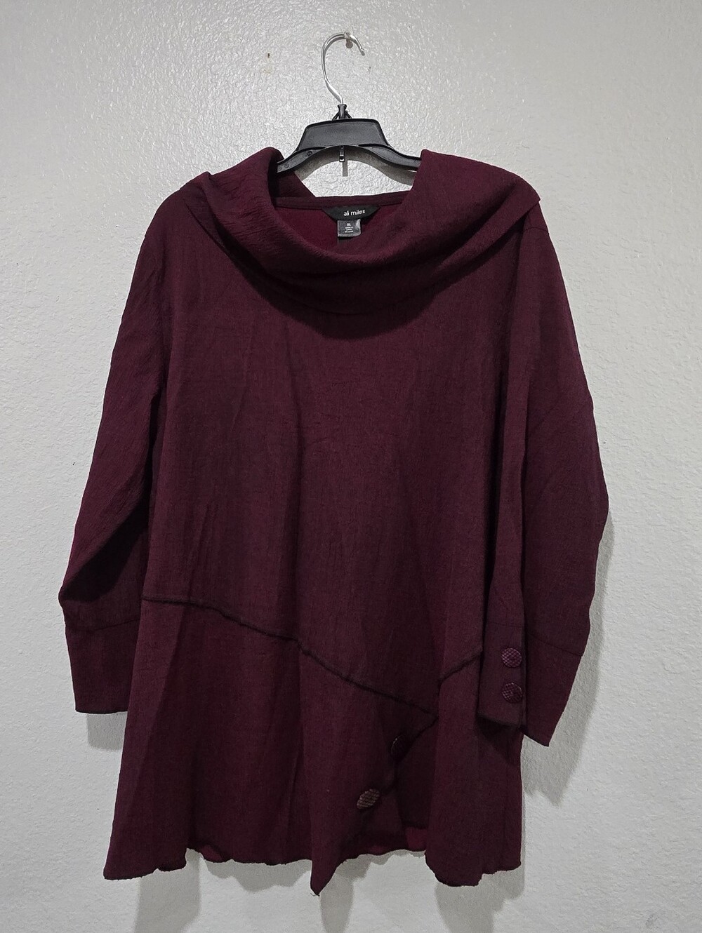 Ali Miles Maroon / Red Wine Color swoop neck sweater top XL